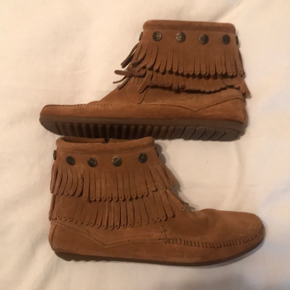 Minnetonka Double Fringe side zip bootie - Picture 3 of 6